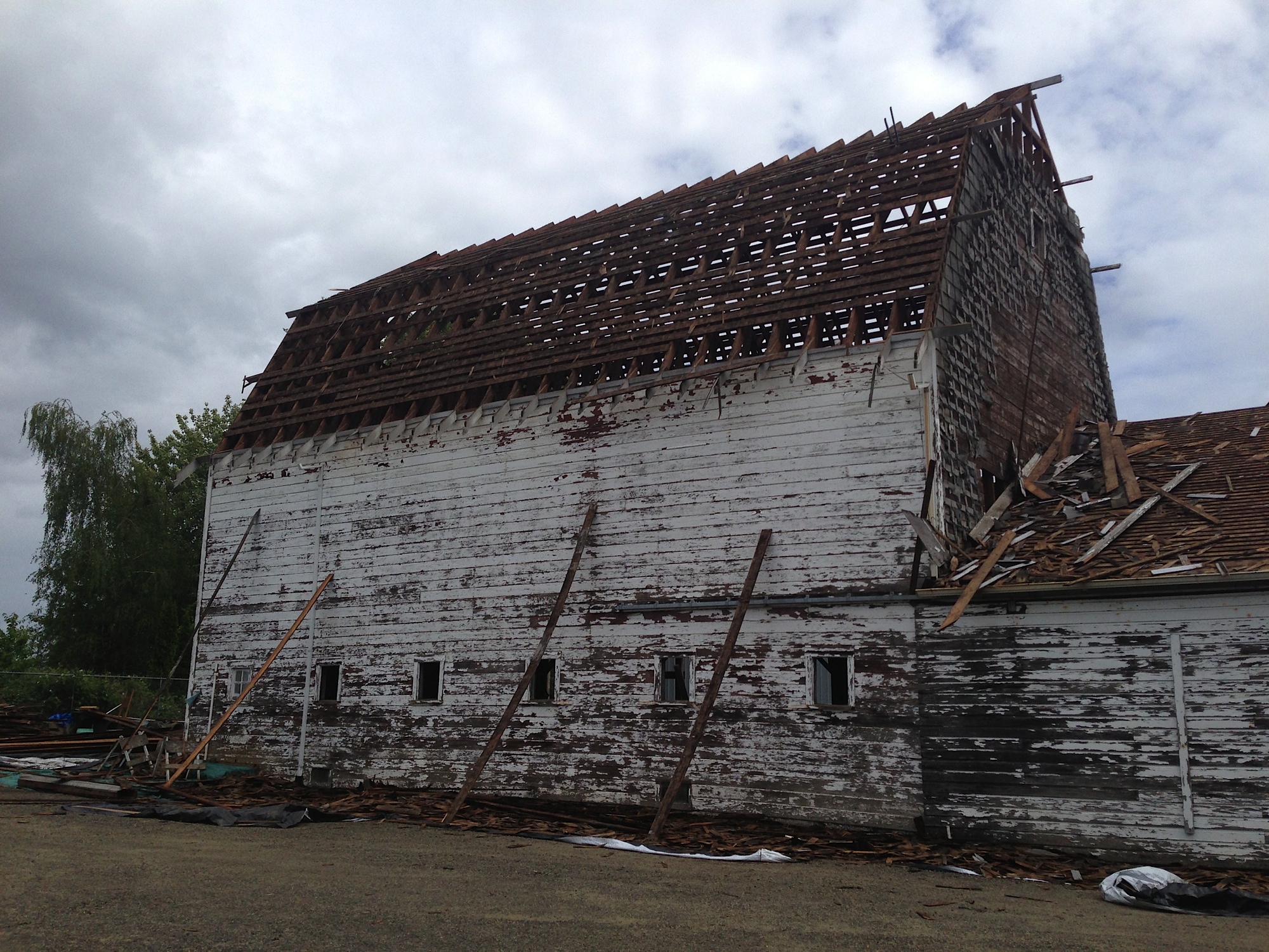 Riverside_Barn_reclaimed